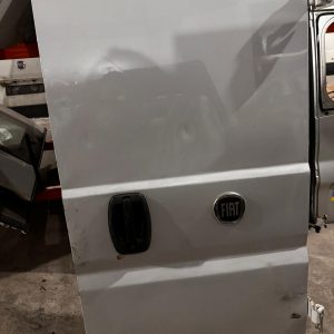 Fiat ducato çıkma 8metre küp sağ arka kapı